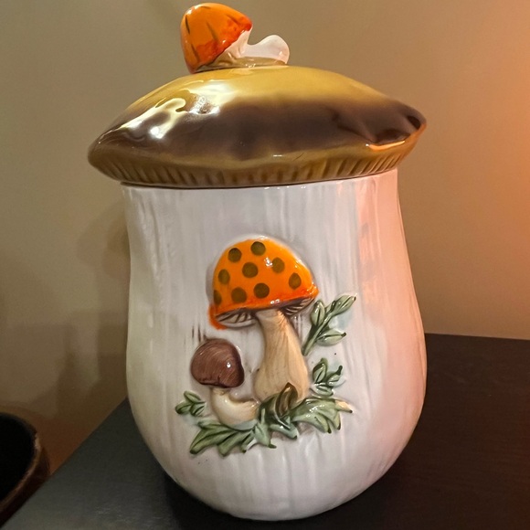 Large Vintage Sears Roebuck Merry Mushroom Ceramic Canister - Picture 7 of 11